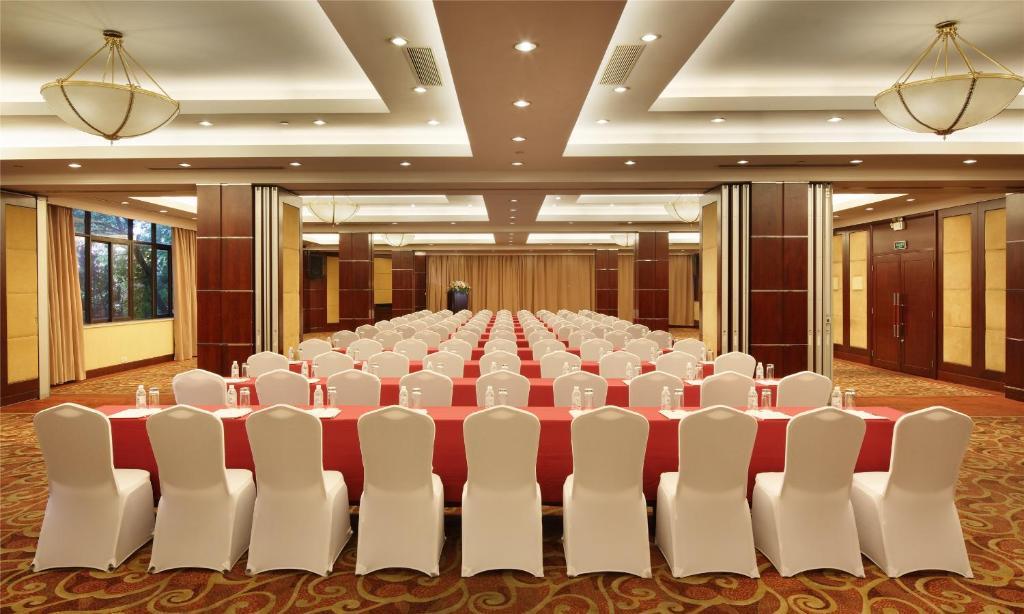 Cypress Hotel Jin Jiang Shanghai Exterior photo